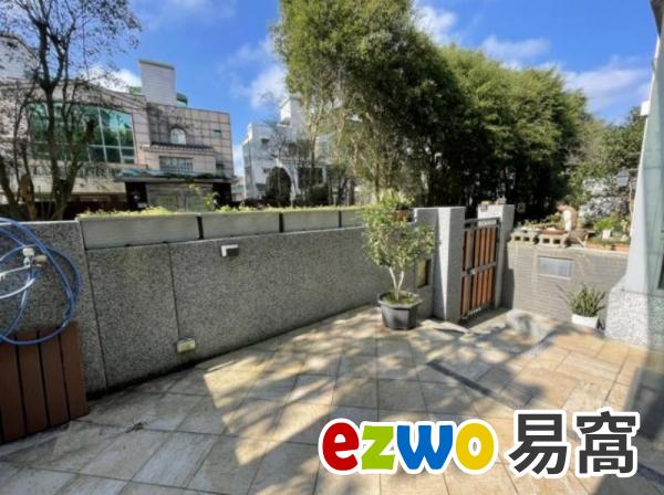  ~桃園的陽明山 } 自建雙併大院陶冶別墅~楊梅中古屋~